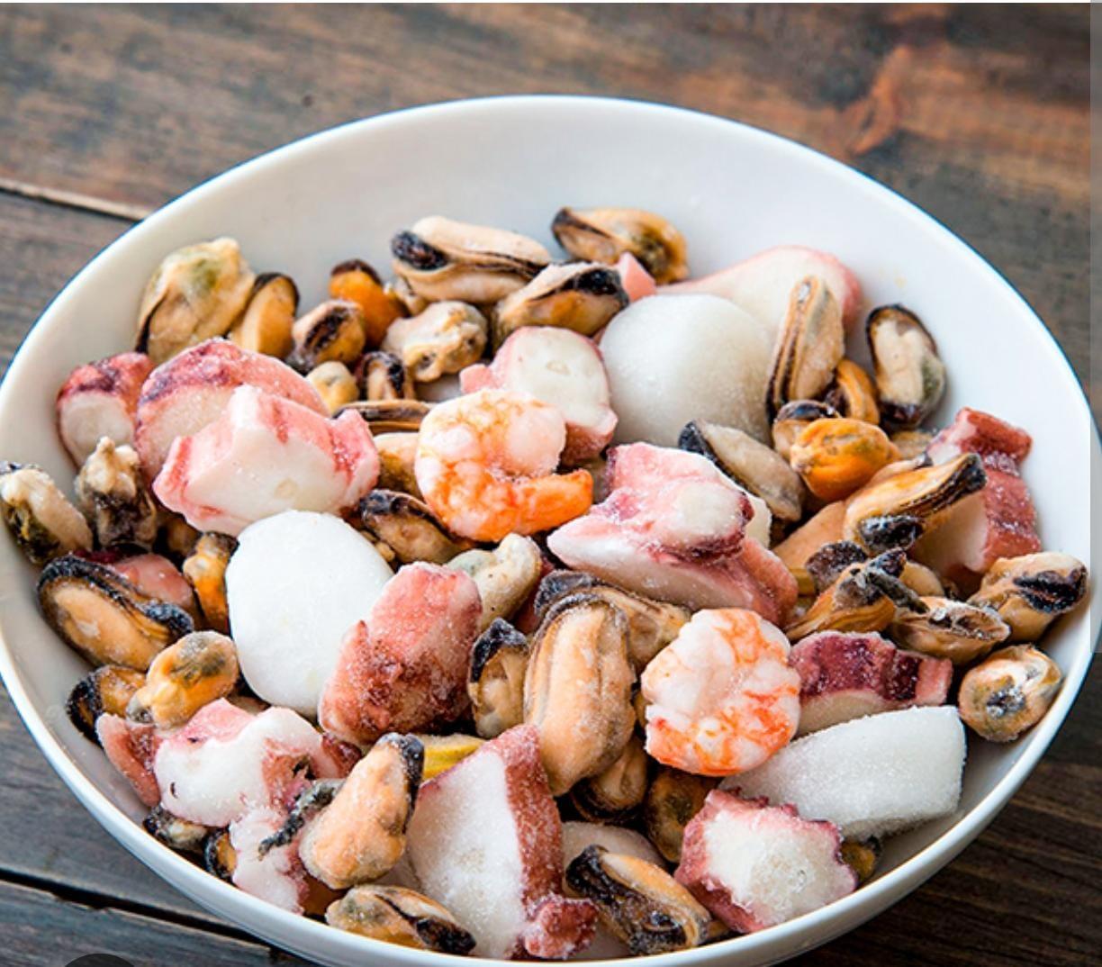 Surtido de mariscos congelado